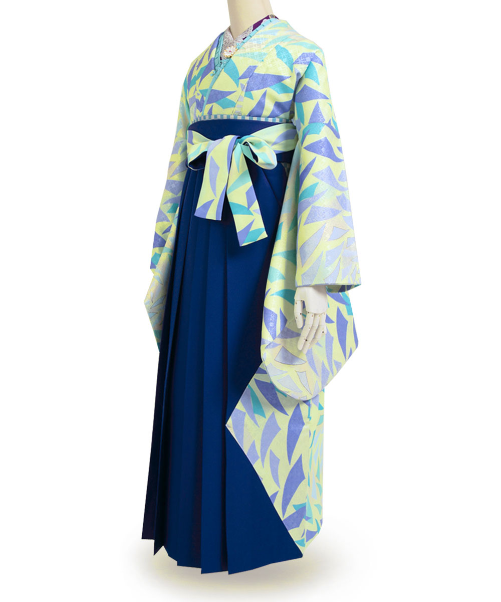 青袴でクールに決めて☆すたーだすと