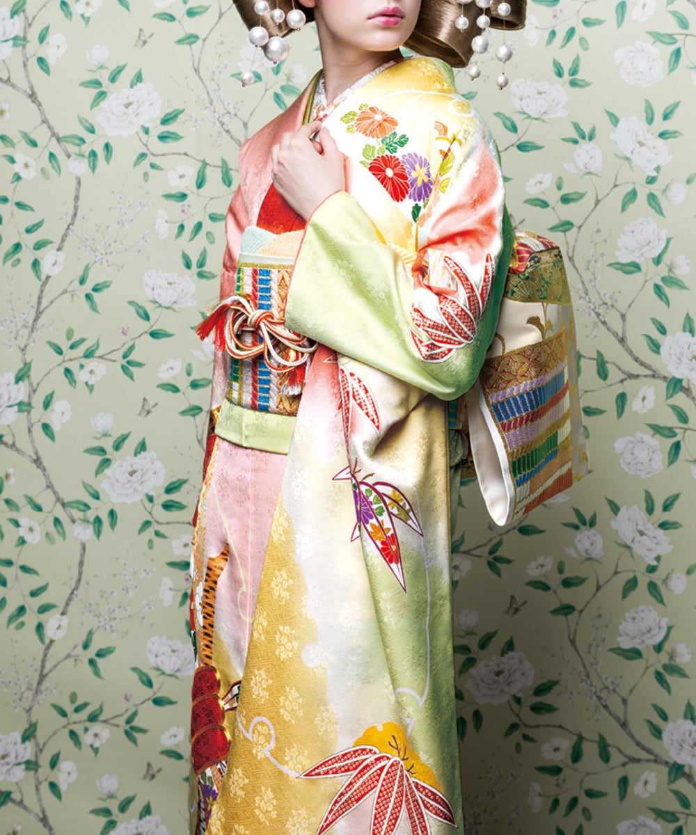 振袖ネットレンタル：明るい赤色で豪華に 】美しい古典柄/KH-547