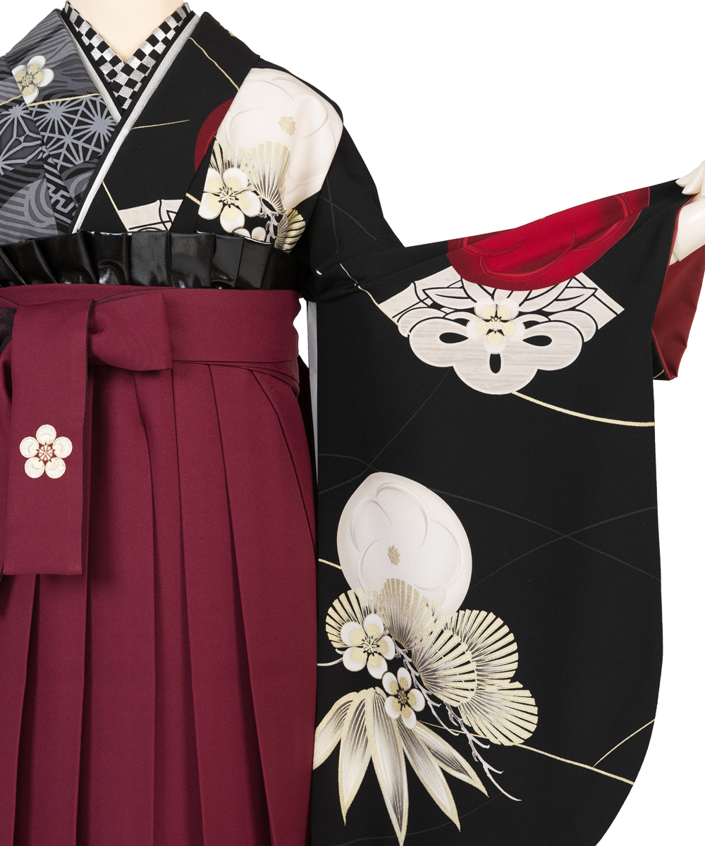 【卒業袴】中村里砂×JAPAN STYLE｜凛とした和モダン☆梅丸紋／黒
