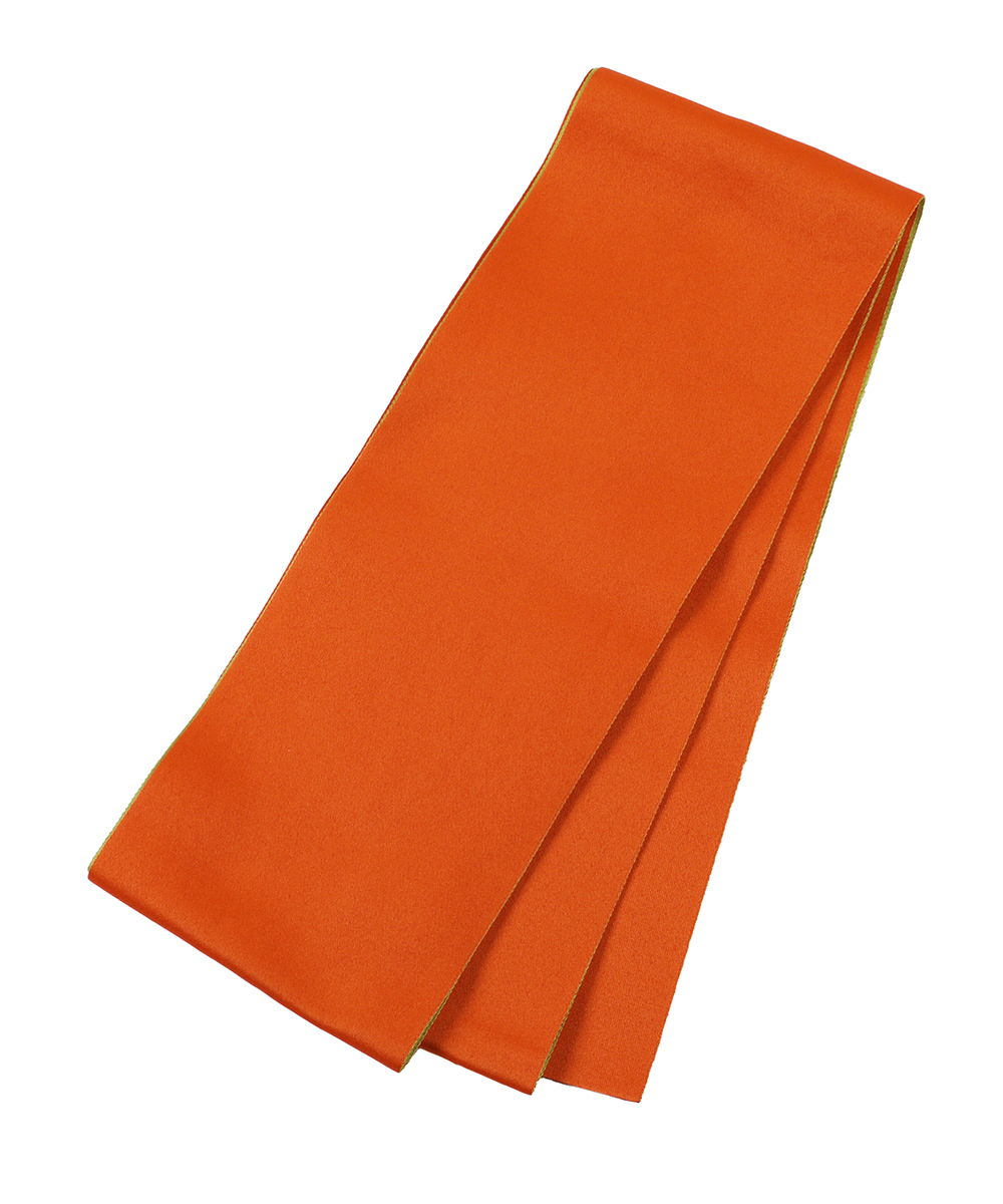 【卒業袴】正統派和モダン☆黒地雲に金松