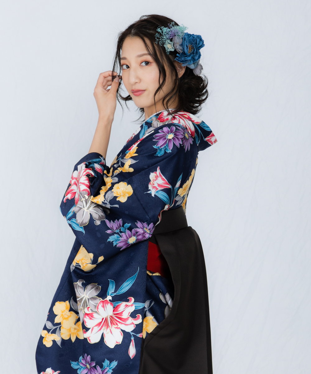 【卒業袴】華やか百合柄☆エレガントリリー 池田美優プロデュース